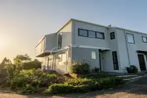Cosy Unit With Incredible Views & SKY TV Guest house, Wanganui