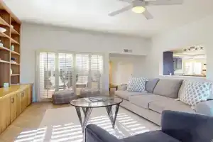 Ridgecrest Retreat Apartments, Palm Desert