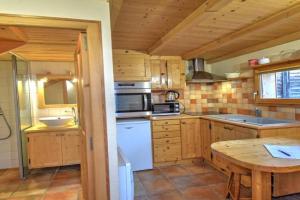 Chalet atypique proche centre de avec parking - FR-1-524-131, Morzine