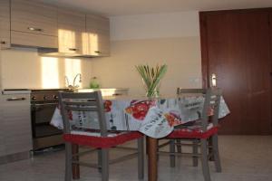 Appartamento giallo Apartments, Costermano