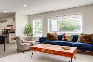 Inner City Apartment, Pet Friendly, Free Underground Parking, Calgary