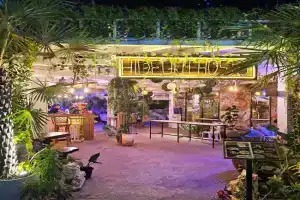 Hideout Hostel 2, Haad Rin