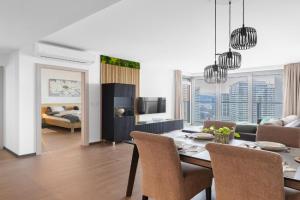 BNB Eurovea Tower - LUKE Danube Suite 24 Apartments, Bratislava