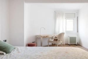 2 Habitaciones Hospitalet Apartments, Cornella de Llobregat