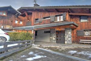 Morzine: Appartement 3 Chambres en Centre, 6 Pers, Parking - FR-1-524-133 Apartments, Morzine