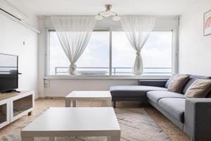 Sea view 2 bedroom apartment, Haifa