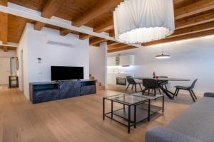 Elegance in! Matteotti Apartments, Udine
