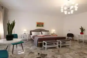 C & S Cavour - Central HUB Guest house, Bari