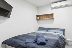 Cozy Stays - Private Rooms in CBD with Shared Facilities, Adelaide