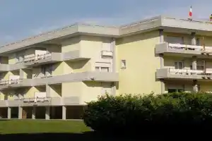 ISA-Residence with swimming pool in Luni Mare, apartments with air conditioning and private outdoor area, Sarzana