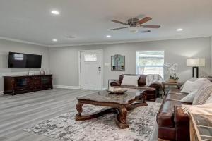 Spacious & Comfortable 4BR near NRG Stadium Guest house, Houston