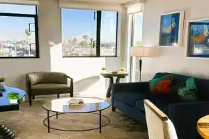 Melrose Luxe Retreat near The Grove Apart-hotel, Los Angeles