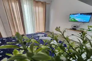 Seaside Bliss in Qerret Beach Apartments, Golem