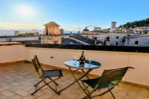 GuestHost - Santa Chiara Apartment with Panoramic Terrace, Assisi