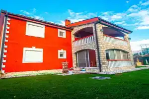 Milic Apartmant with parking, Bar