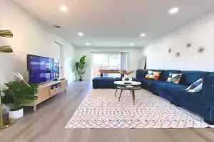 Molivu Homes 3BR - Newly Remodel, KingBed, Yard, Gym Apartments, San Jose