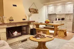 Sokaki Guesthouse, Arachova