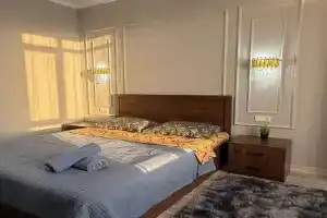 Spacious apartment in the city center, Bishkek