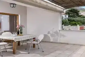 Dolac Green Side Apartments, Ivan Dolac