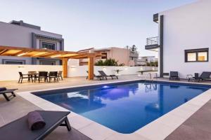 Ramo Luxury Villa, Kremasti