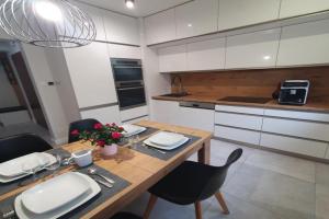Apartament MONINI - przestronny, miejsce garażowe, FV, Kielce