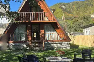 Cozy Cottage JuFu, Mestia