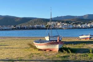 Palandriu Apartments, Llanca