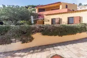Casa Luna, Monte Nai