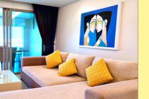 Modern 2-Bedroom Condo in Near the beach, Bang Tao