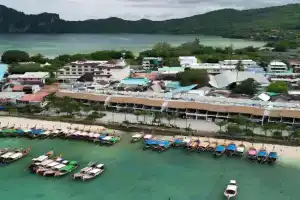 Phi Phi at Pier Hotel, Phi Phi Island