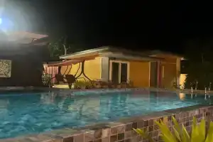 Honey moon vip Guest house, Chaweng Beach