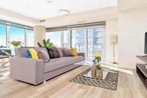 High Rise 1BR Building w Gorgeous Views Apartments, Kitchener