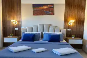 Kingsland Apartment, Ksamil