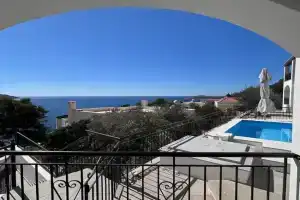 Three Olive Homes Guest house, Panormos