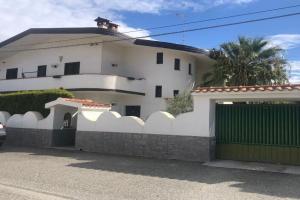 Villa Kora - elegance and comfort in, Reggio Calabria