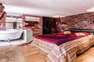 Grand Old Penthouse, Riga
