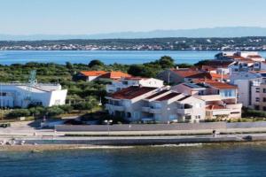 Villa Punta - Studios, Kozino