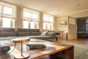 Husova 87 Rosewood Suite Apartments, Liberec