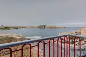 Unique seafront Loft overlooking Valletta's views by 360 Estates Apartments, Sliema