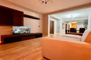 Stylish 2BR in central StJulians Apartments, Pembroke
