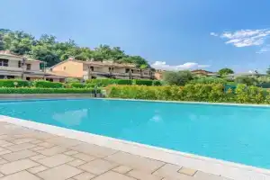 Pool and Tennis, Peace of Senses in Apartments, Soiano del Lago