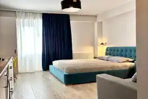 Sunny apartment in with Wifi&Parking, Gudauri