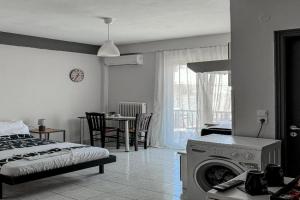 Martheo Studios 2, Mytilini