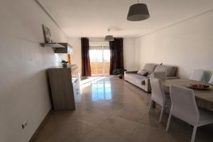 APARTAMENTO TURISTICO 2ºD CARLOS III - Cerca de la playa, Aguadulce