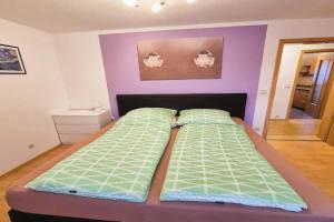 Sonnenschein2L mit Terrasse und Garten Apartments, Friedrichshafen