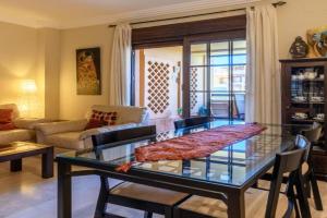 Los Albatros by Ĥ - Playa de los Haraganes HAHB101P50 Apartments, Isla de Canela