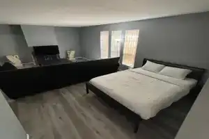 2 or 3 Bedroom Extended Stay Walk to Strip MGM Casino Shop Club, Las Vegas