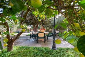 Belocations - La Limonaia Guest house, Solanas