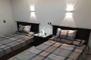 Modern Entire studio, few steps from the sea with garden view Balcony and Free Wi Fi in, Alexandria