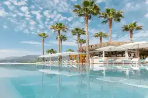 Monte Palm Beach Hotel, Radovic